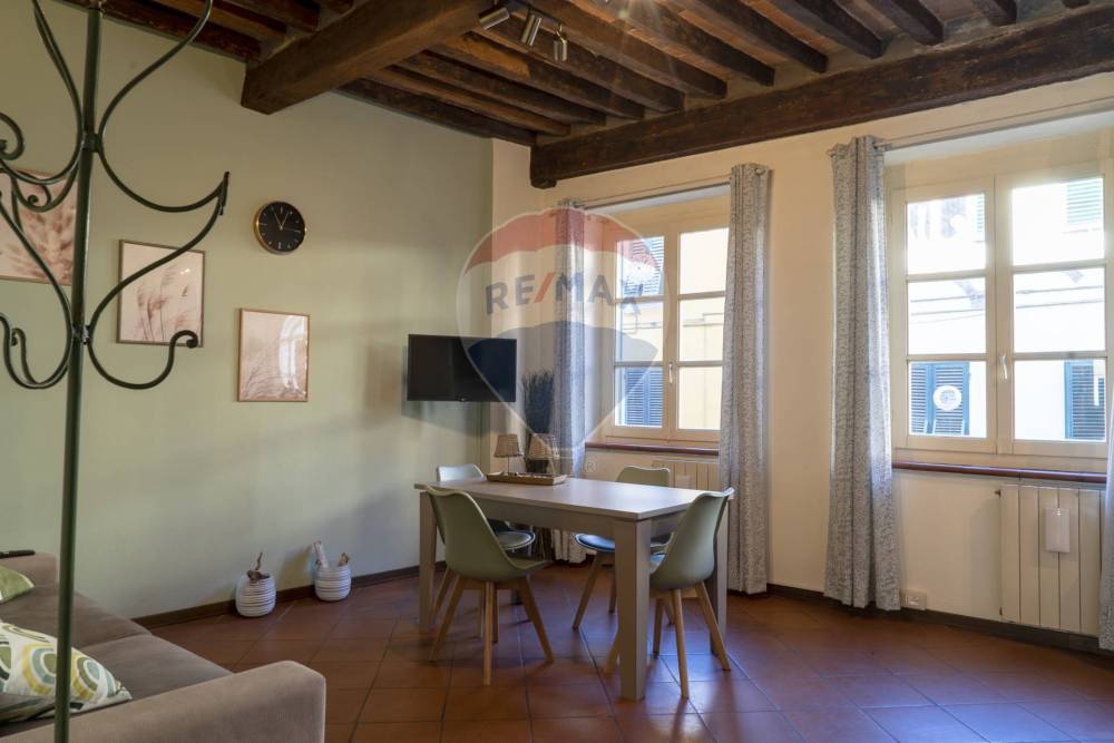 appartamento in vendita a Lucca in zona Centro Città