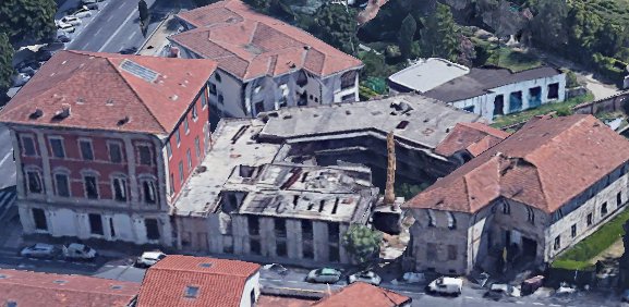 negozio in vendita a Lucca in zona Centro Città