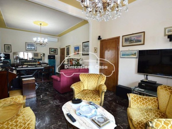 casa indipendente in vendita a Lucca in zona zona Arancio