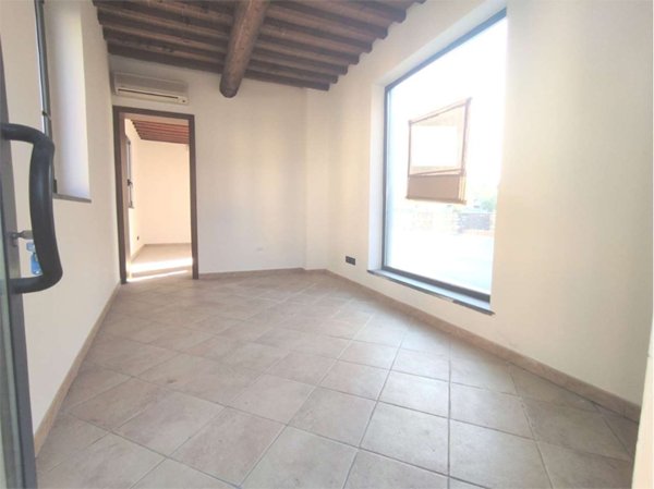 casa indipendente in vendita a Lucca in zona zona Antraccoli