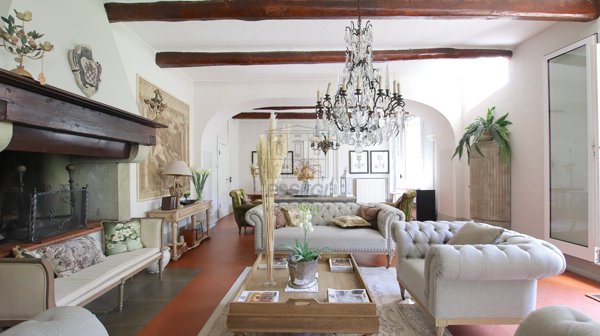 casa indipendente in vendita a Lucca in zona Centro Città
