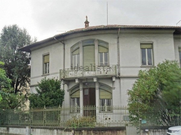 casa indipendente in vendita a Lucca in zona Zona San Concordio