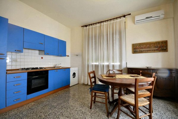 casa indipendente in vendita a Lucca in zona Pontetetto