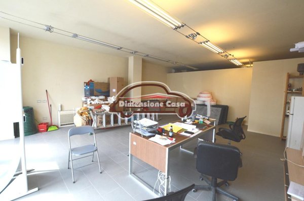 locale commerciale in vendita a Lucca in zona zona San Marco