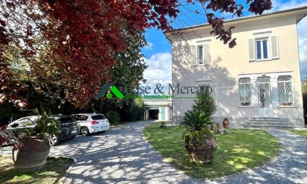 casa indipendente in vendita a Lucca in zona zona San Marco