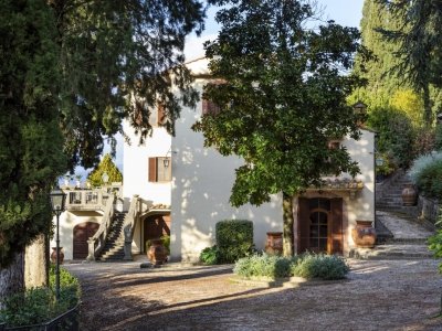 casa indipendente in vendita a Lucca in zona Centro Città