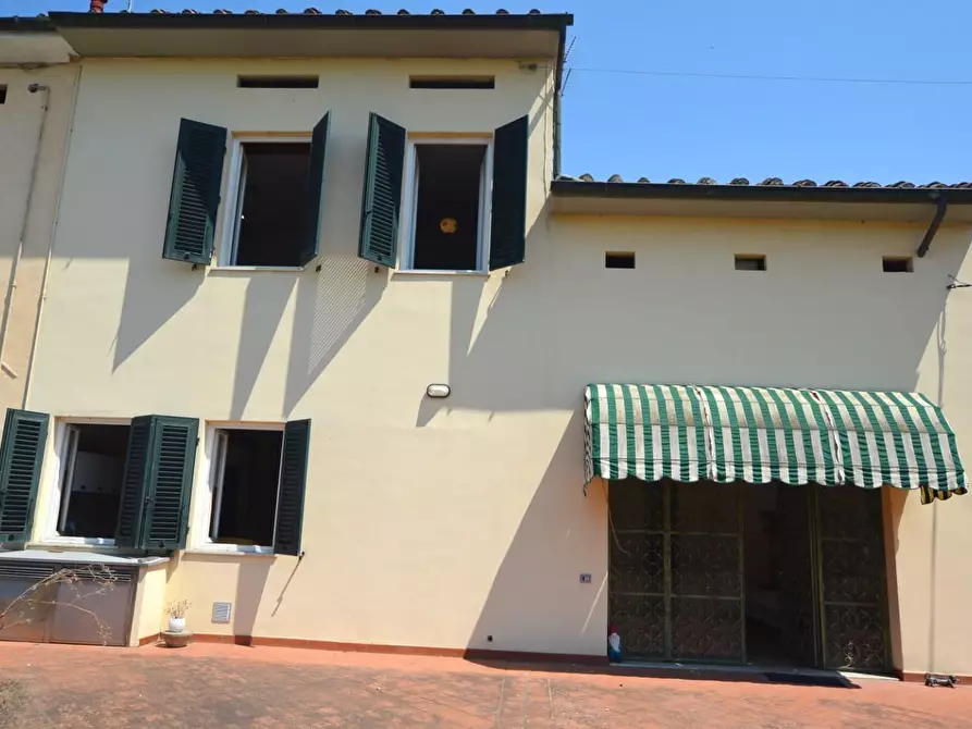 casa indipendente in vendita a Lucca in zona Centro Città