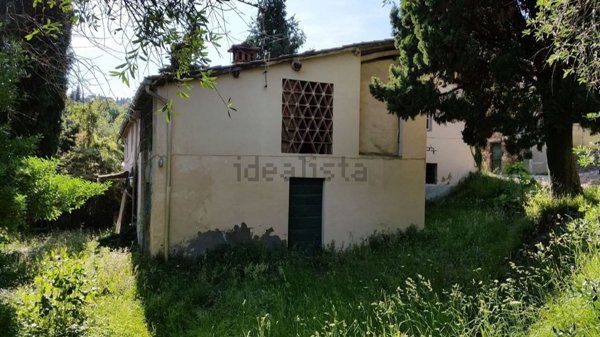 casale in vendita a Lucca in zona Sant'Alessio