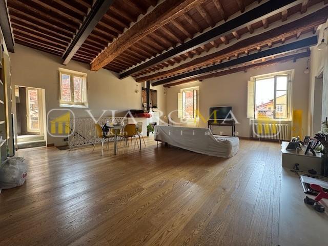 appartamento in vendita a Lucca in zona Centro Città