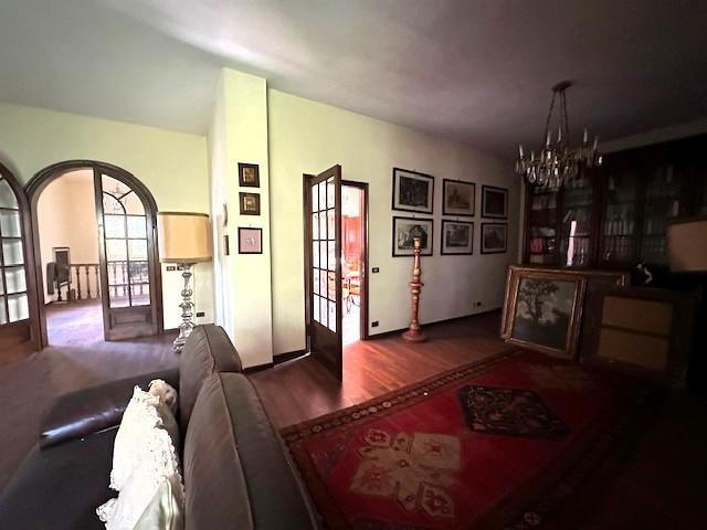 casa indipendente in vendita a Lucca in zona zona Arancio