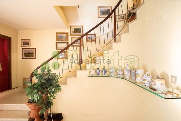 casa indipendente in vendita a Lucca in zona Zona San Concordio