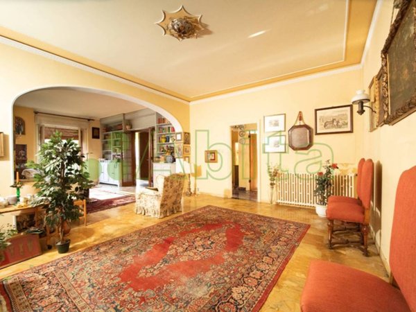 casa indipendente in vendita a Lucca in zona zona Mugnano