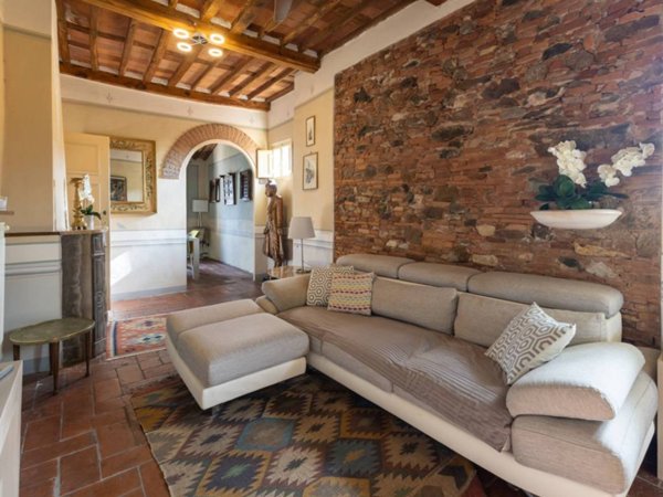 appartamento in vendita a Lucca in zona Centro Città