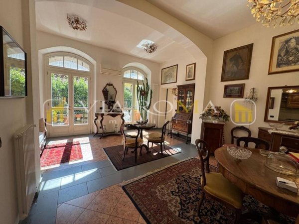 appartamento in vendita a Lucca in zona Centro Città