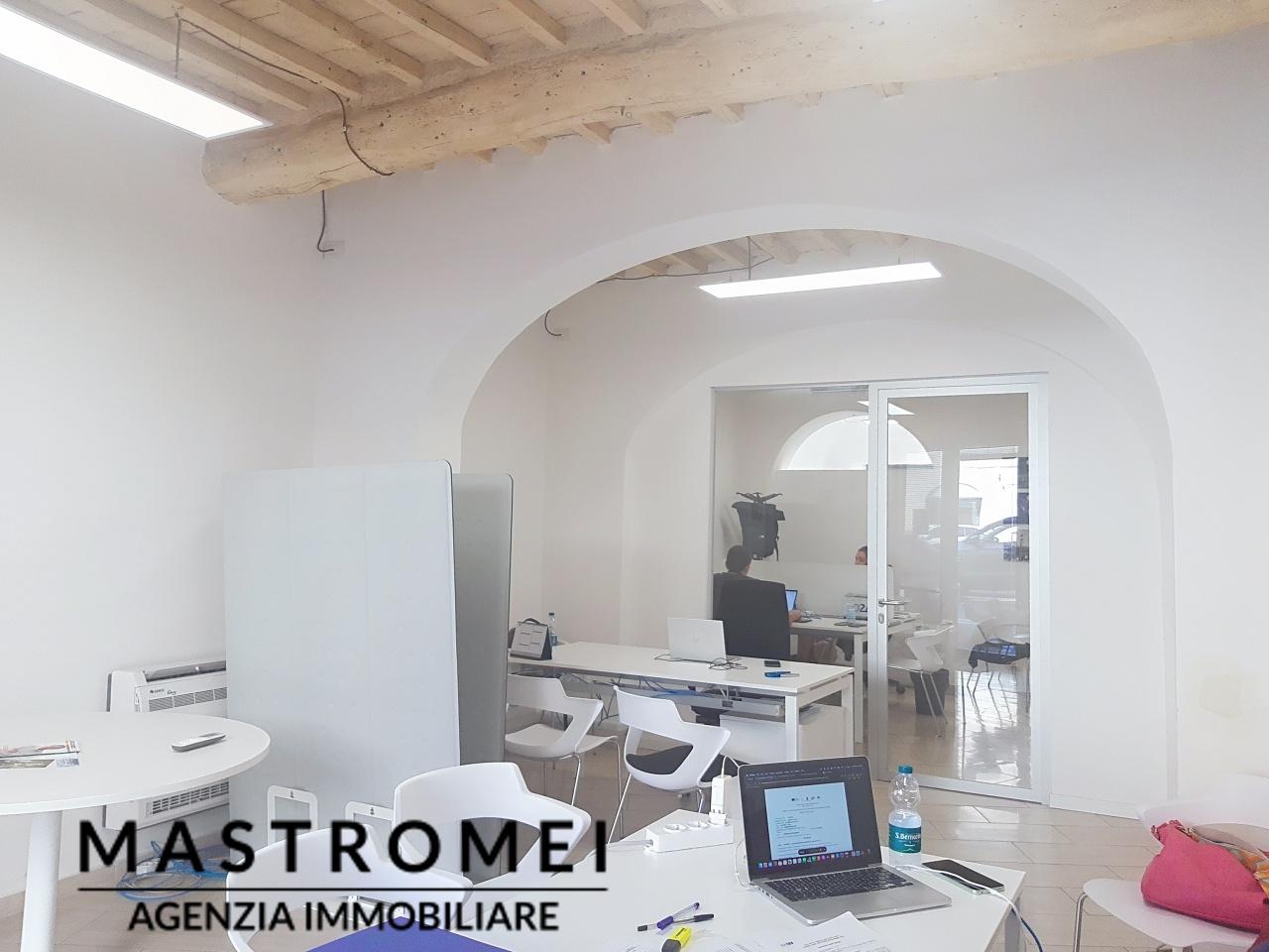 negozio in vendita a Lucca