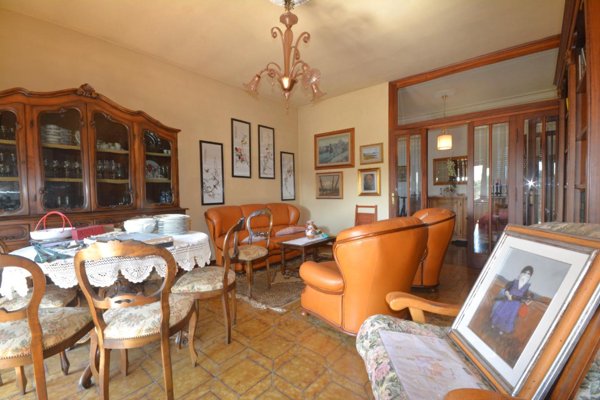 casa indipendente in vendita a Lucca in zona Pontetetto