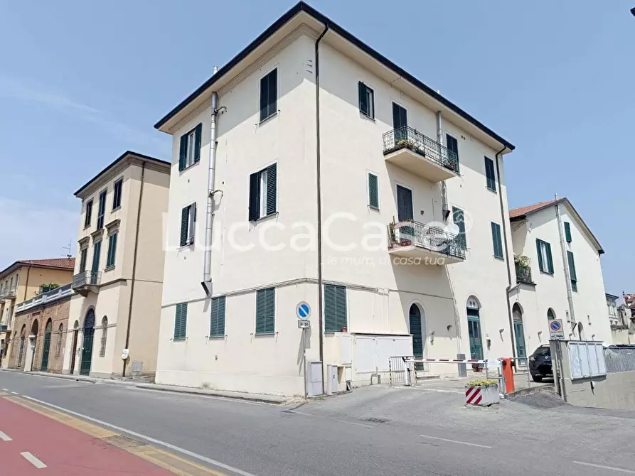 appartamento in vendita a Lucca in zona Centro Città