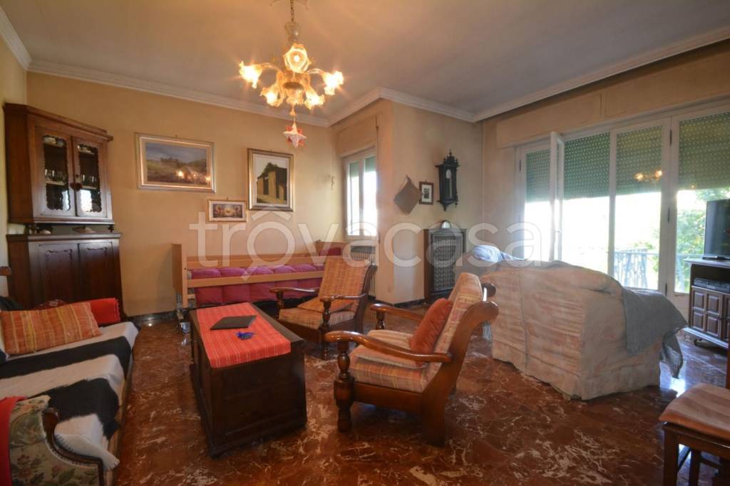 casa indipendente in vendita a Lucca in zona Zona San Concordio