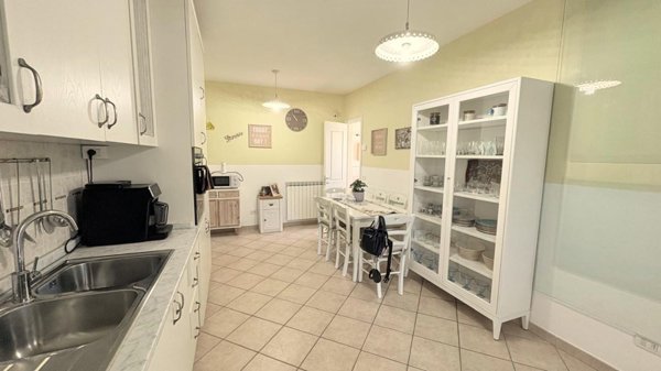 casa indipendente in vendita a Lucca in zona San Cassiano a Vico