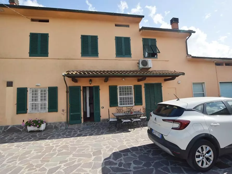 casa indipendente in vendita a Lucca in zona Centro Città
