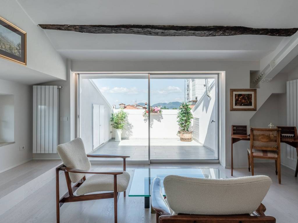 appartamento in vendita a Lucca