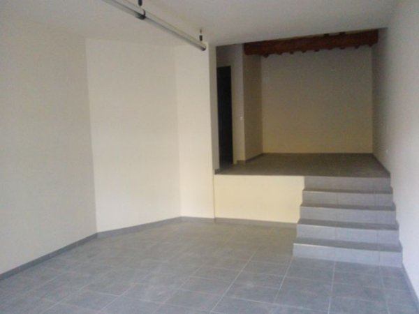 negozio in vendita a Lucca in zona Sant'Anna