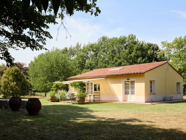 casa indipendente in vendita a Lucca in zona Santa Maria del Giudice