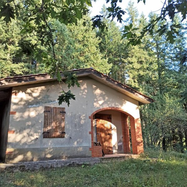 casa indipendente in vendita a Lucca in zona Ponte a Moriano