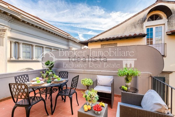 appartamento in vendita a Lucca in zona Centro Città