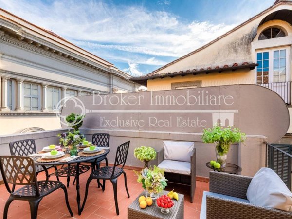 appartamento in vendita a Lucca in zona Centro Città