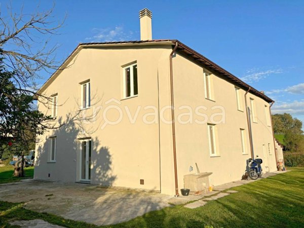 casa indipendente in vendita a Lucca in zona Nave