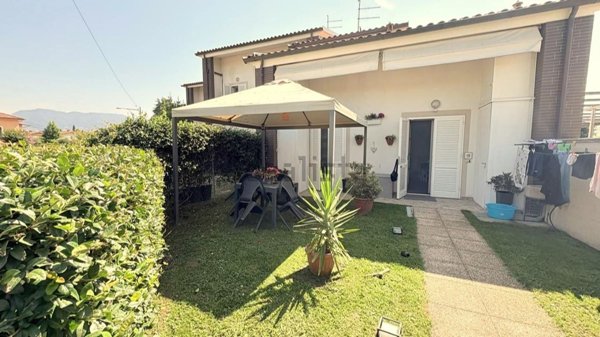 quadrivano in vendita a Lucca in zona zona SS. Annunziata