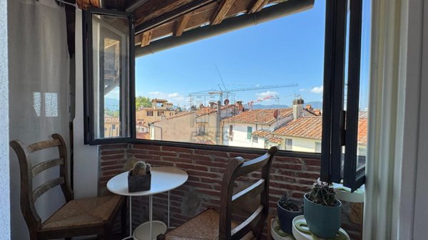 appartamento in vendita a Lucca in zona Centro Città