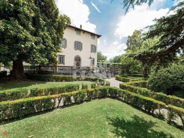 villa in vendita a Lucca in zona Ponte a Moriano