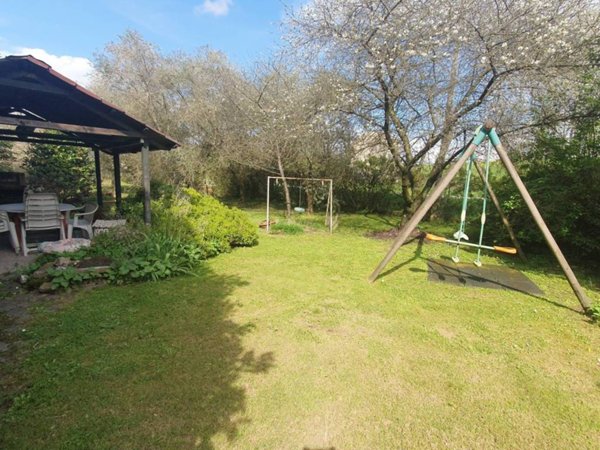casa indipendente in vendita a Lucca in zona Nozzano