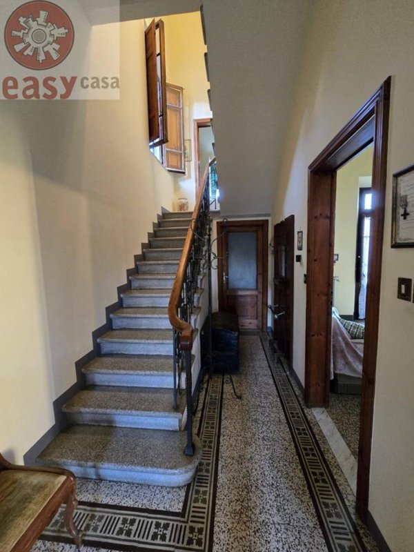 casa indipendente in vendita a Lucca in zona Centro Città