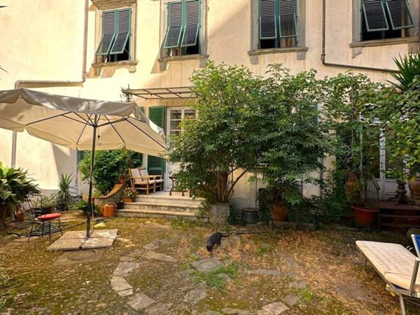 appartamento in vendita a Lucca in zona Centro Città