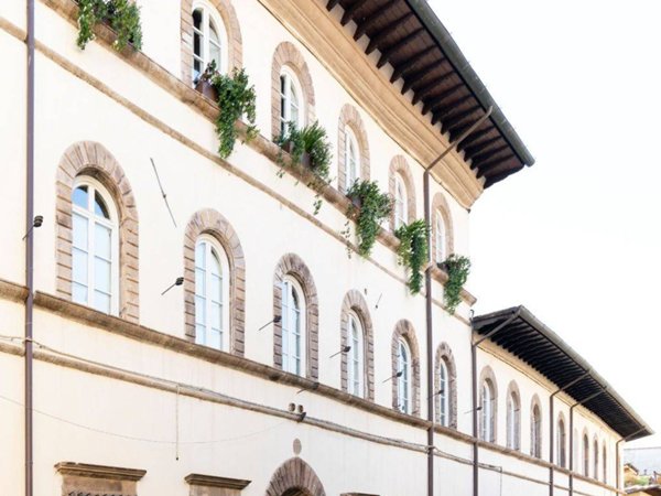 appartamento in vendita a Lucca in zona Centro Città