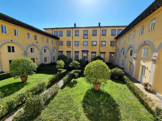 appartamento in vendita a Lucca in zona Centro Città