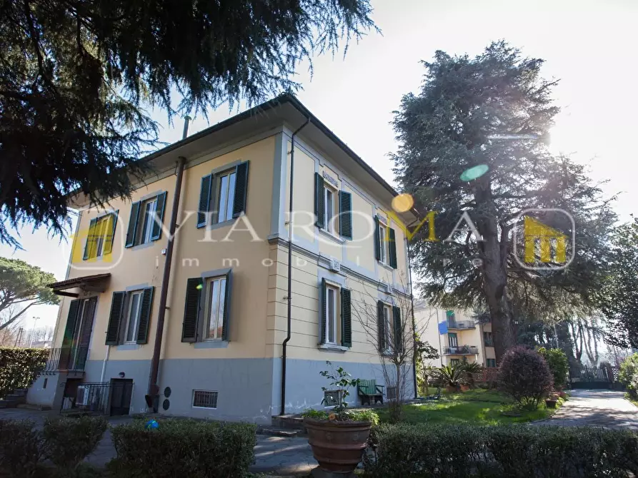 casa indipendente in vendita a Lucca in zona Centro Città