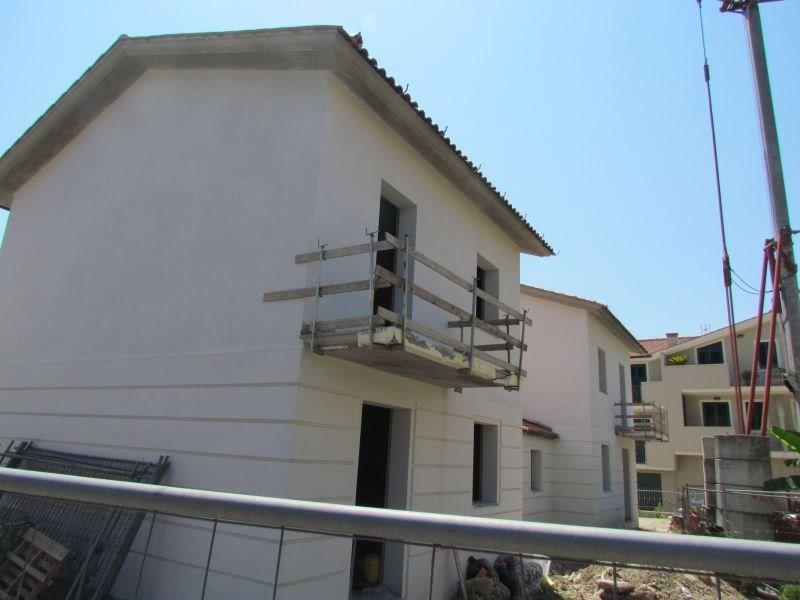 casa indipendente in vendita a Lucca in zona zona SS. Annunziata