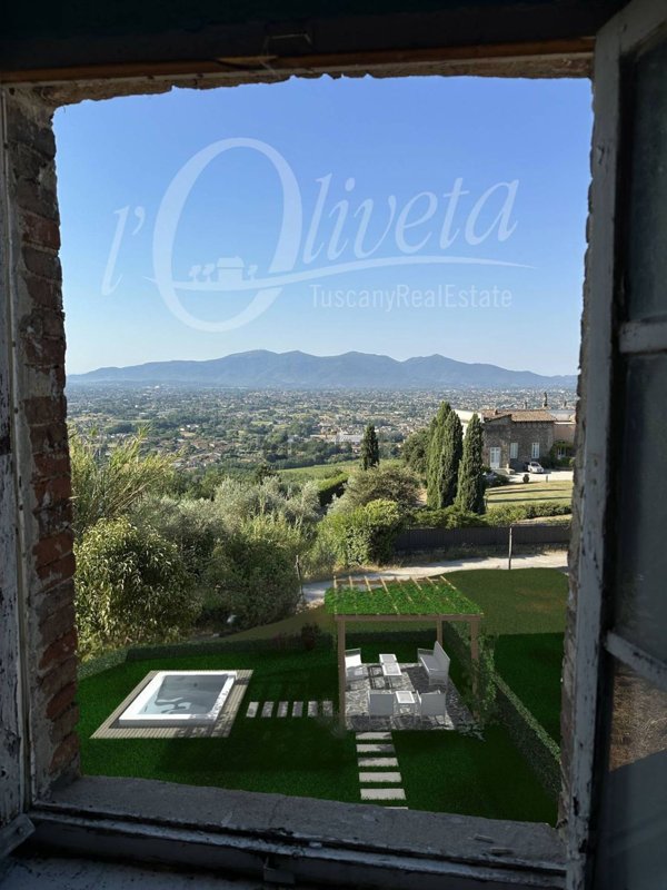 casa indipendente in vendita a Lucca in zona Ponte a Moriano