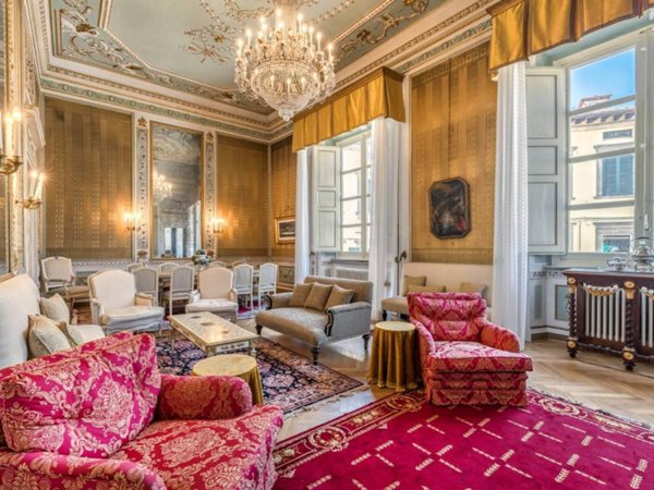 appartamento in vendita a Lucca in zona Centro Città