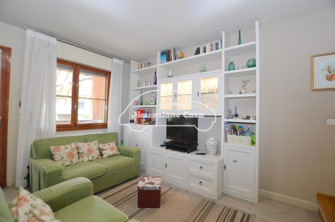 casa indipendente in vendita a Lucca in zona Picciorana