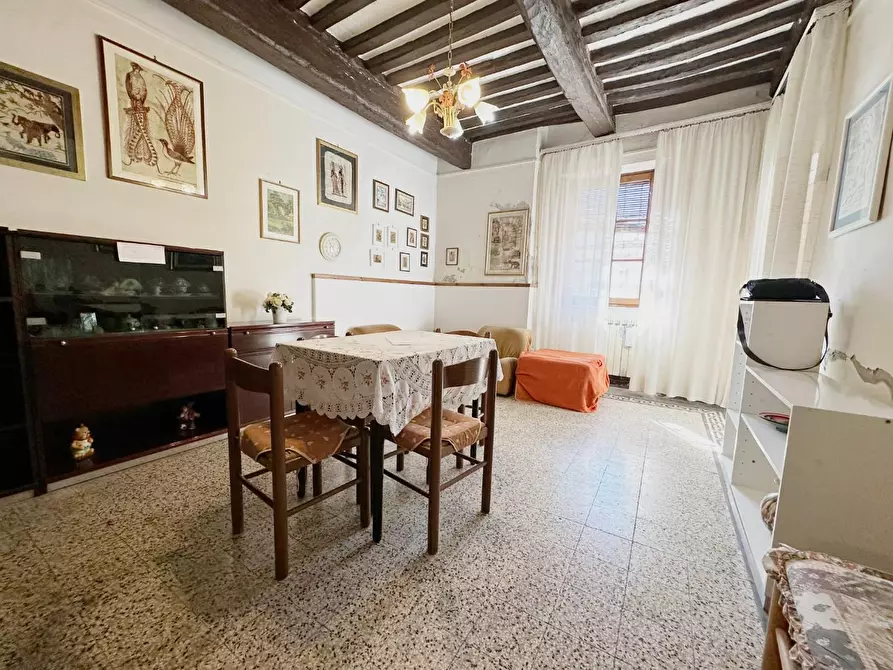 casa indipendente in vendita a Lucca in zona San Lorenzo a Vaccoli