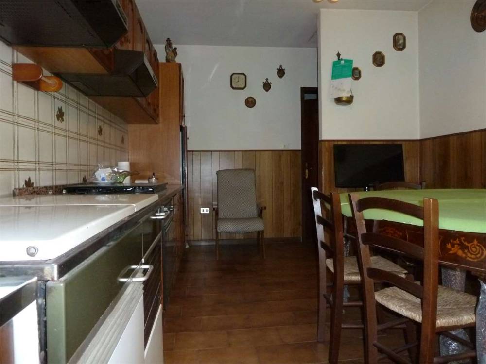 casa indipendente in vendita a Lucca in zona Aquilea
