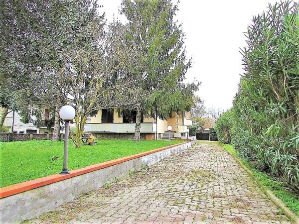 casa indipendente in vendita a Lucca in zona Sant'Anna
