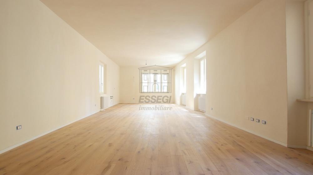 appartamento in vendita a Lucca in zona Centro Città