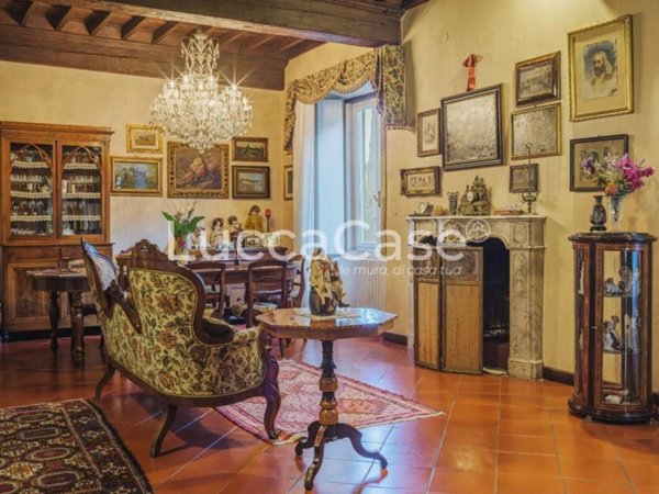 appartamento in vendita a Lucca in zona Centro Città