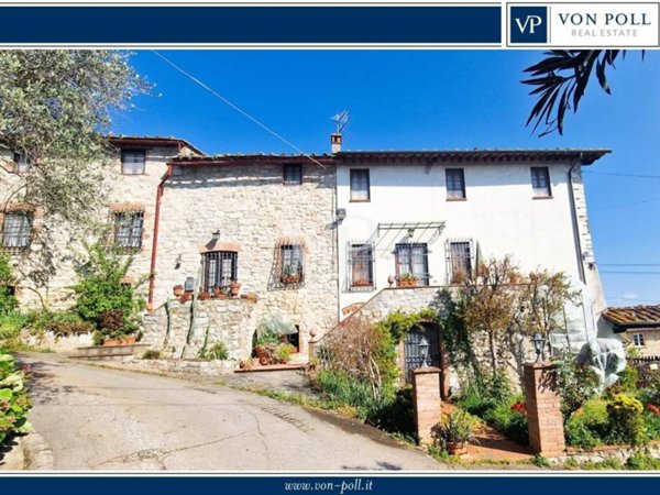 casa indipendente in vendita a Lucca in zona Chiatri